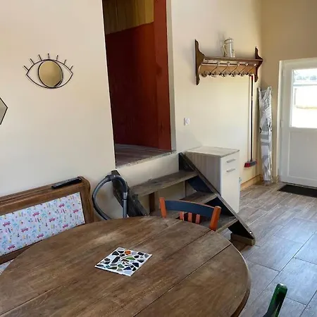 Maisonnette A La Campagne بيت للعطل Gennetines