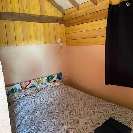 Maisonnette A La Campagne Gennetines